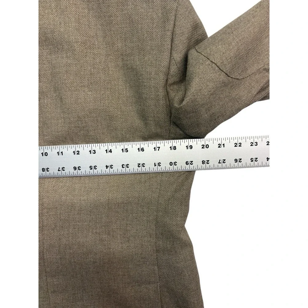 Joseph Abboud excellent shape